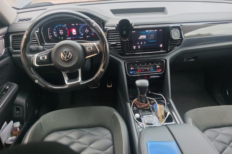 Used Volkswagen Teramont X 2020 Revised Version 380TSI Four-Wheel Drive Prestige Luxury Edition Center Console
