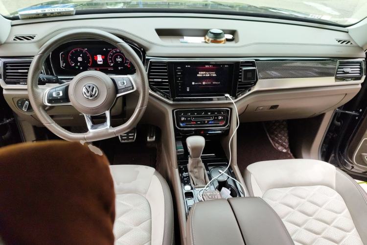 Used Volkswagen Teramont X 2020 380TSI Four-Wheel Drive Prestige Luxury Edition Center Console