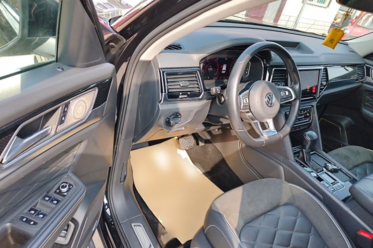 Used Volkswagen Teramont X 2020 Revised Version 330TSI Two-Wheel Drive Prestige Luxury Edition Driver Seat