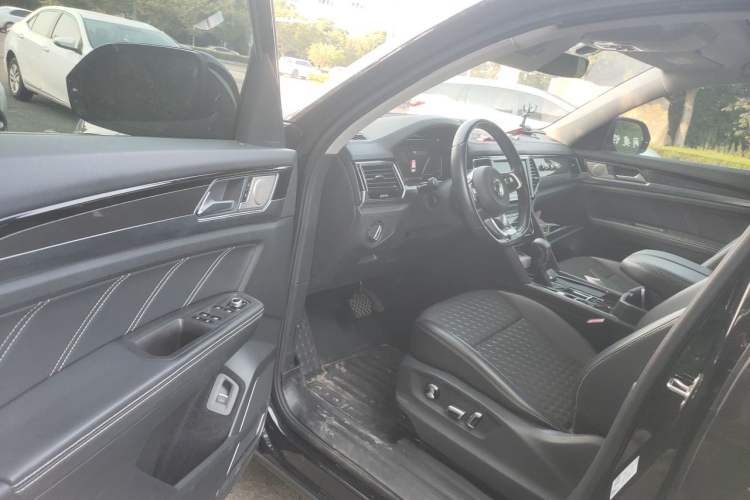 Used Volkswagen Teramont X 2020 Facelifted 330TSI Two-Wheel-Drive Luxury Edition Driver Seat