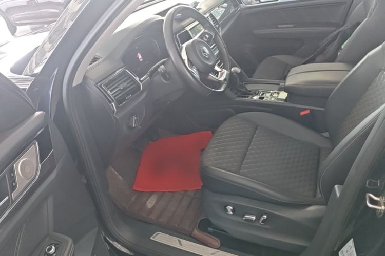 Used Volkswagen Teramont X 2020 Facelifted 330TSI Two-Wheel-Drive Luxury Edition Driver Seat