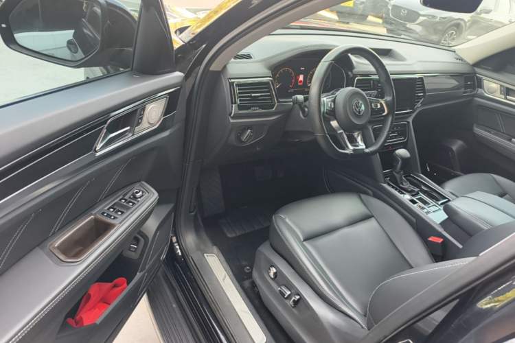 Used Volkswagen Teramont X 2020 Facelifted 330TSI Two-Wheel-Drive Luxury Edition Driver Seat