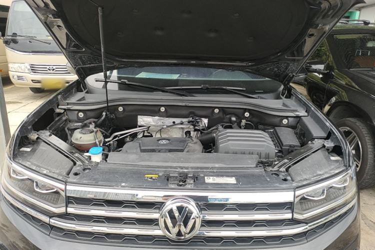 Used Volkswagen Teramont X 2020 Facelifted 330TSI Two-Wheel-Drive Luxury Edition Engine Bay