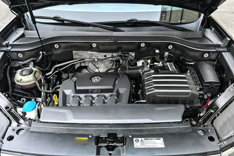 Used Volkswagen Teramont X 2020 Facelifted 330TSI Two-Wheel-Drive Luxury Edition Engine Bay