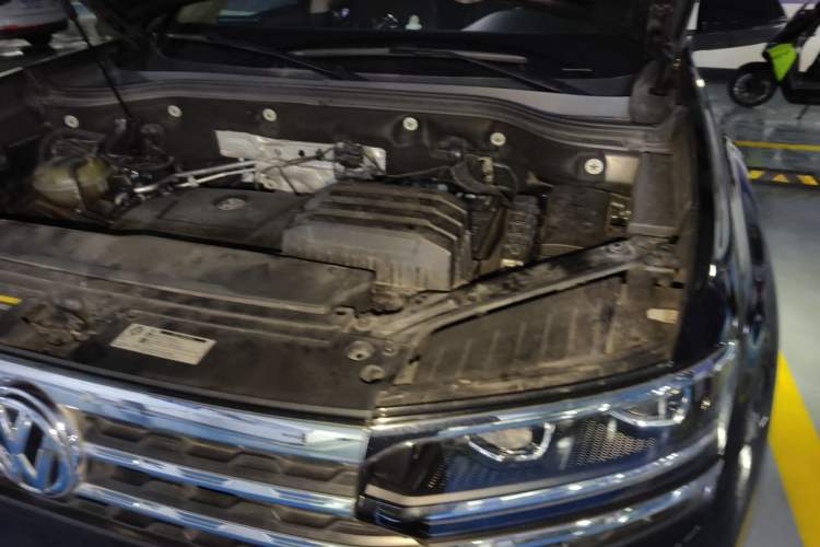 Used Volkswagen Teramont X 2020 330TSI Two-Wheel-Drive Prestige Luxury Edition Engine Bay Left