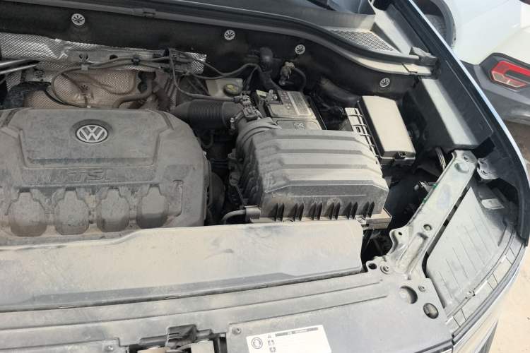 Used Volkswagen Teramont X 2020 Facelifted 330TSI Two-Wheel-Drive Luxury Edition Engine Bay Left