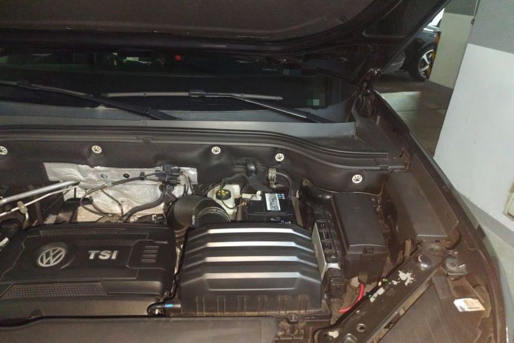 Used Volkswagen Teramont X 2020 380TSI Four-Wheel Drive Prestige Luxury Edition Engine Bay Left