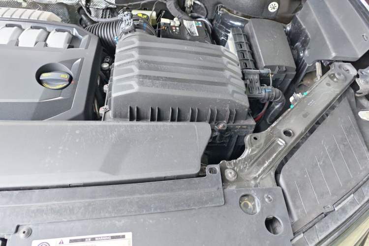 Used Volkswagen Teramont X 2020 Revised Version 530 V6 Four-Wheel Drive Prestige Luxury Edition Engine Bay Left