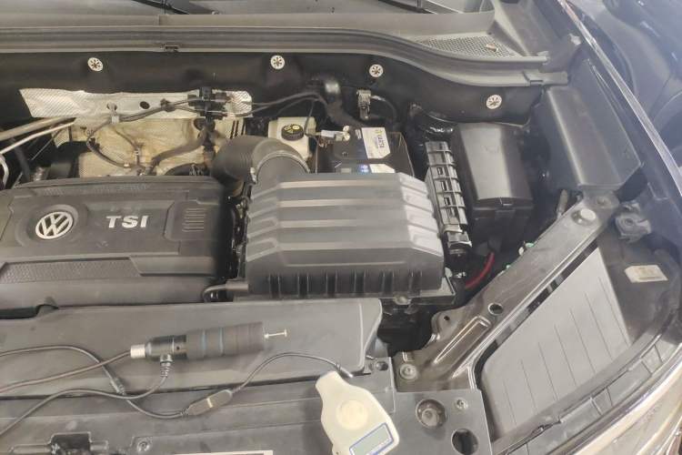 Used Volkswagen Teramont X 2020 Revised Version 380TSI Four-Wheel Drive Prestige Luxury Edition Engine Bay Left