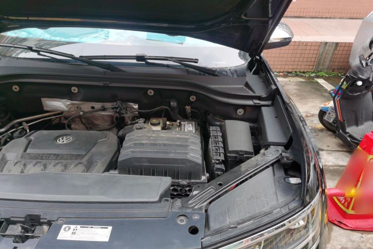 Used Volkswagen Teramont X 2020 330TSI Two-Wheel-Drive Prestige Luxury Edition Engine Bay Left