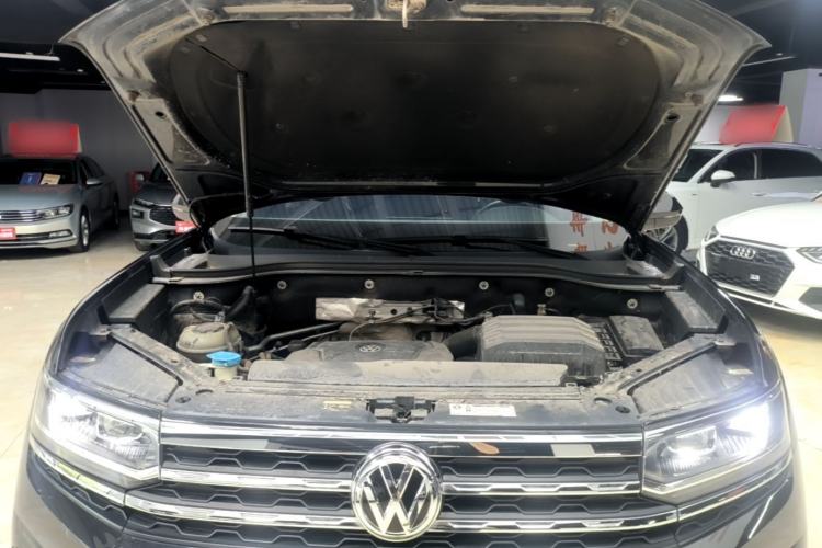 Used Volkswagen Teramont X 2020 Facelifted 330TSI Two-Wheel-Drive Luxury Edition Engine Bay