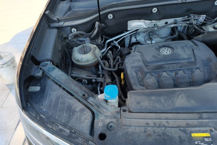 Used Volkswagen Teramont X 2020 330TSI Two-Wheel-Drive Prestige Luxury Edition Engine Bay Right