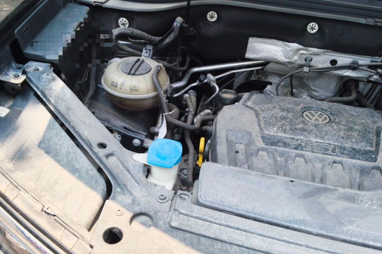 Used Volkswagen Teramont X 2020 330TSI Two-Wheel-Drive Prestige Luxury Edition Engine Bay Right