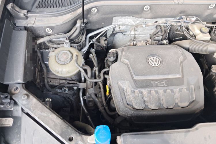 Used Volkswagen Teramont X 2020 330TSI Two-Wheel-Drive Luxury Edition Engine Bay Right