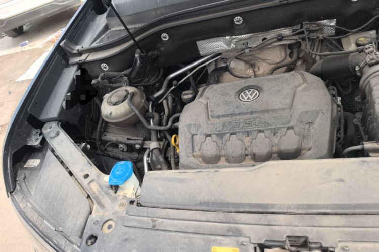 Used Volkswagen Teramont X 2020 Facelifted 330TSI Two-Wheel-Drive Luxury Edition Engine Bay Right