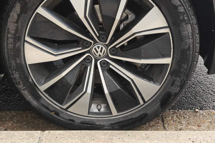 Used Volkswagen Teramont X 2020 Revised Version 330TSI Two-Wheel Drive Prestige Luxury Edition Exterior 1
