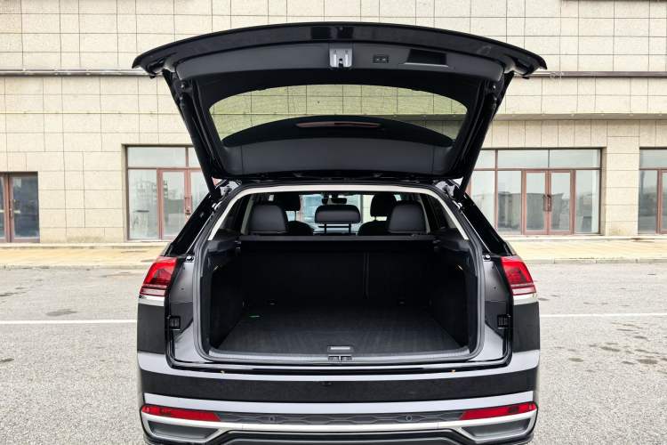 Used Volkswagen Teramont X 2020 Facelifted 330TSI Two-Wheel-Drive Luxury Edition Exterior 5