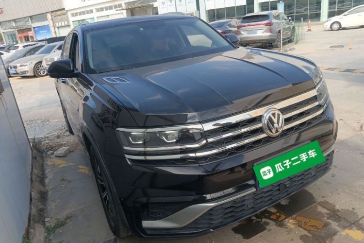 Used Volkswagen Teramont X 2020 330TSI Two-Wheel-Drive Prestige Luxury Edition Front Right 45 Deg