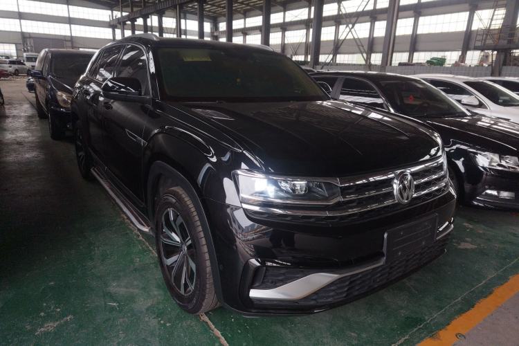 Used Volkswagen Teramont X 2020 Facelifted 330TSI Two-Wheel-Drive Luxury Edition Front Right 45 Deg