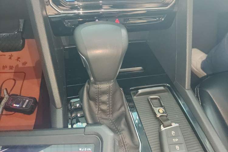 Used Volkswagen Teramont X 2020 380TSI Four-Wheel Drive Luxury Edition Gear Lever