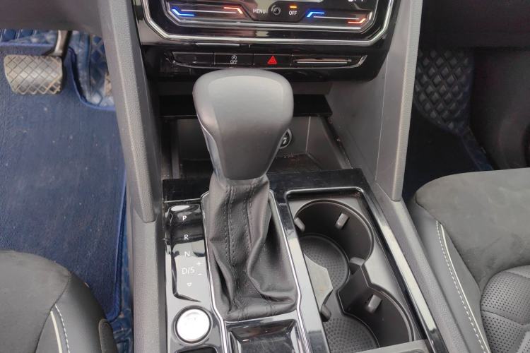 Used Volkswagen Teramont X 2020 Revised Version 330TSI Two-Wheel Drive Prestige Luxury Edition Gear Lever