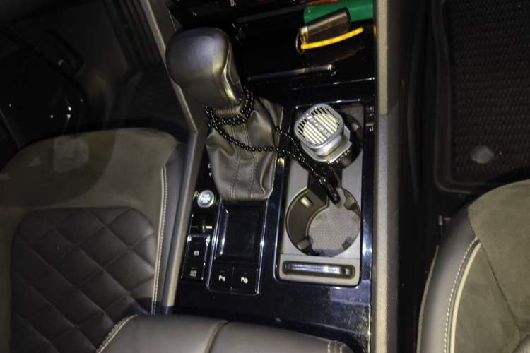 Used Volkswagen Teramont X 2020 330TSI Two-Wheel-Drive Prestige Luxury Edition Gear Lever
