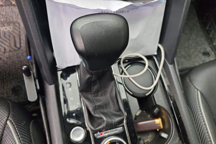 Used Volkswagen Teramont X 2020 Revised Version 380TSI Four-Wheel Drive Prestige Luxury Edition Gear Lever