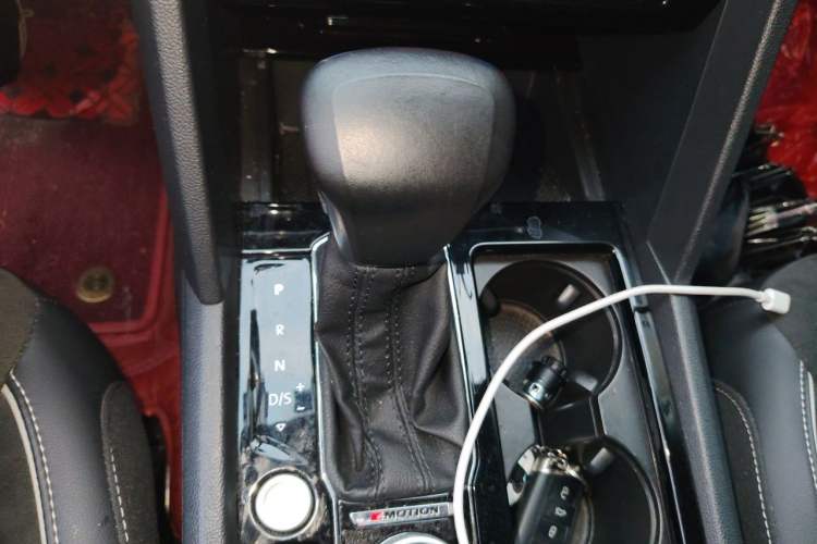 Used Volkswagen Teramont X 2020 Revised Version 380TSI Four-Wheel Drive Prestige Luxury Edition Gear Lever