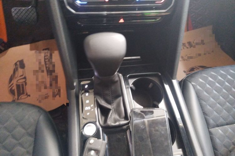 Used Volkswagen Teramont X 2020 Facelifted 330TSI Two-Wheel-Drive Luxury Edition Gear Lever