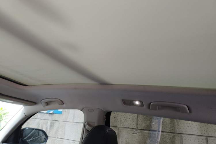 Used Volkswagen Teramont X 2020 Facelifted 330TSI Two-Wheel-Drive Luxury Edition Headliner