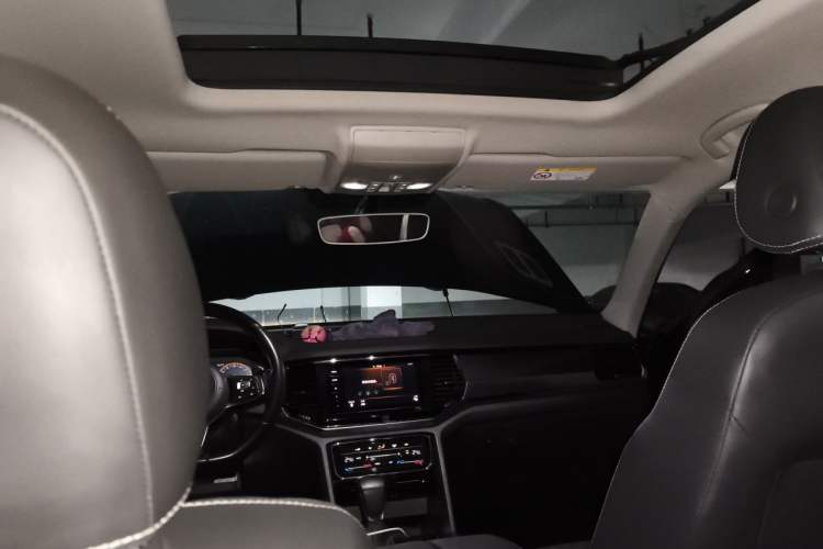 Used Volkswagen Teramont X 2020 Facelifted 330TSI Two-Wheel-Drive Luxury Edition Headliner