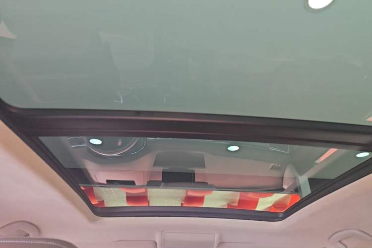Used Volkswagen Teramont X 2020 Facelifted 530 V6 All-Wheel Drive Prestige Flagship Edition Headliner