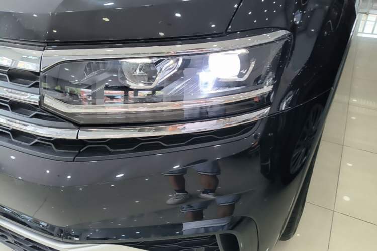 Used Volkswagen Teramont X 2020 Revised Version 380TSI Four-Wheel Drive Prestige Luxury Edition Left Front Headlight