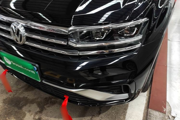Used Volkswagen Teramont X 2020 Facelifted 330TSI Two-Wheel-Drive Luxury Edition Left Front Headlight