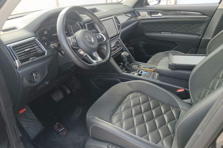 Used Volkswagen Teramont X 2020 330TSI Two-Wheel-Drive Prestige Luxury Edition Left Front Seat
