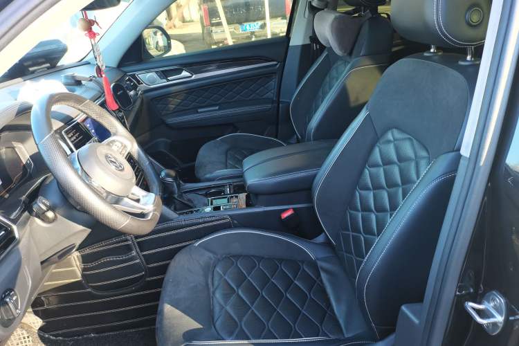 Used Volkswagen Teramont X 2020 330TSI Two-Wheel-Drive Prestige Luxury Edition Left Front Seat