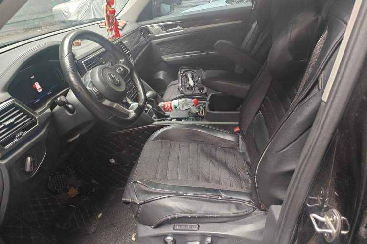 Used Volkswagen Teramont X 2020 330TSI Two-Wheel-Drive Prestige Luxury Edition Left Front Seat