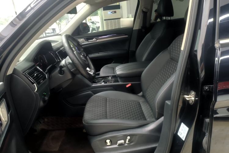 Used Volkswagen Teramont X 2020 Facelifted 330TSI Two-Wheel-Drive Luxury Edition Left Front Seat