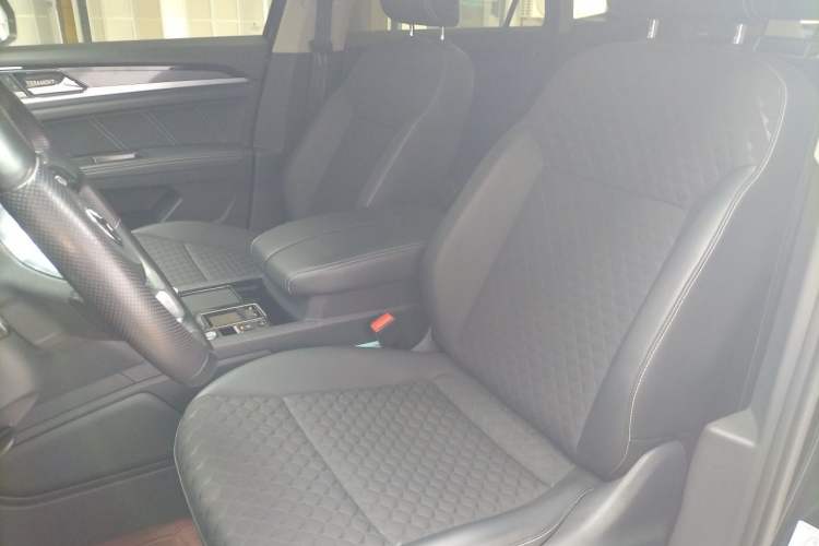 Used Volkswagen Teramont X 2020 330TSI Two-Wheel-Drive Luxury Edition Left Front Seat