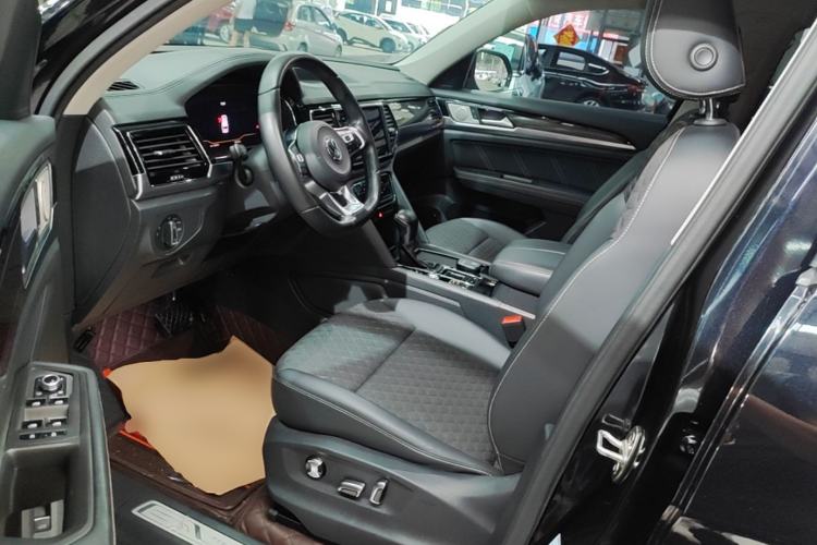 Used Volkswagen Teramont X 2020 Facelifted 330TSI Two-Wheel-Drive Luxury Edition Left Front Seat