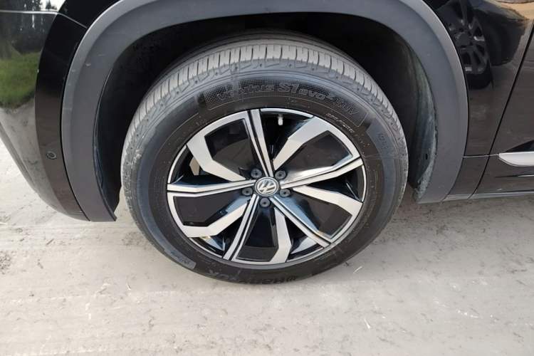 Used Volkswagen Teramont X 2020 330TSI Two-Wheel-Drive Luxury Edition Left Front Wheel Hub