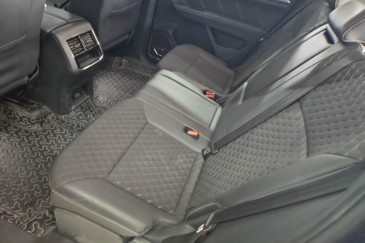 Used Volkswagen Teramont X 2020 380TSI Four-Wheel Drive Luxury Edition Left Rear Seat