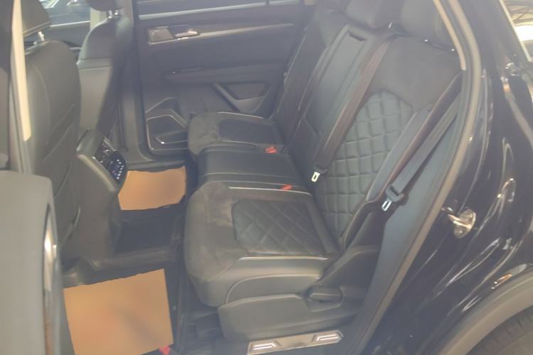 Used Volkswagen Teramont X 2020 Revised Version 380TSI Four-Wheel Drive Prestige Luxury Edition Left Rear Seat