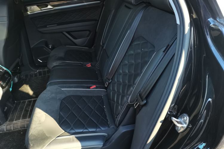 Used Volkswagen Teramont X 2020 330TSI Two-Wheel-Drive Prestige Luxury Edition Left Rear Seat