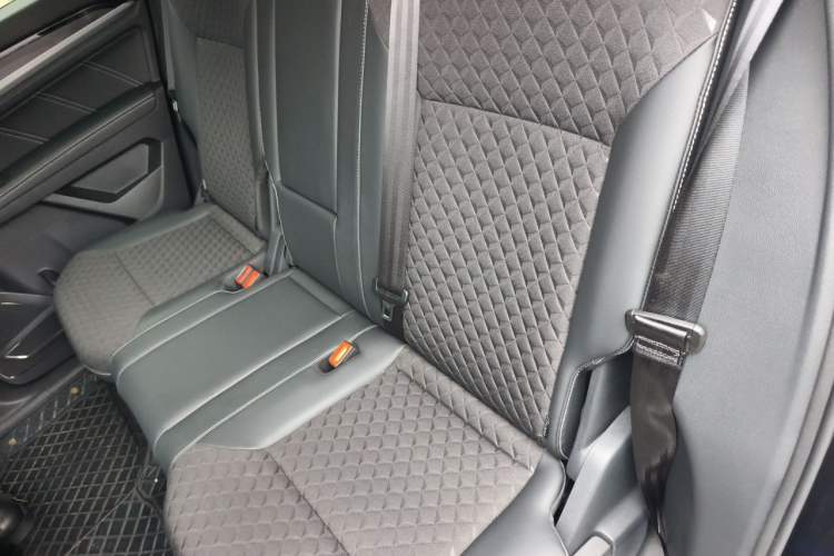 Used Volkswagen Teramont X 2020 Facelift 380TSI Four-Wheel Drive Luxury Edition Left Rear Seat