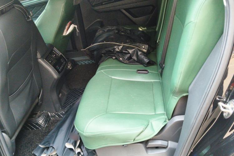 Used Volkswagen Teramont X 2020 330TSI Two-Wheel-Drive Prestige Luxury Edition Left Rear Seat