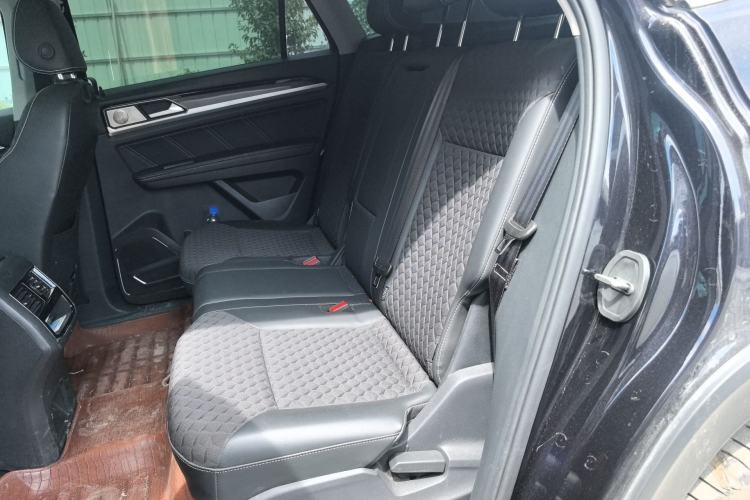 Used Volkswagen Teramont X 2020 Facelifted 330TSI Two-Wheel-Drive Luxury Edition Left Rear Seat