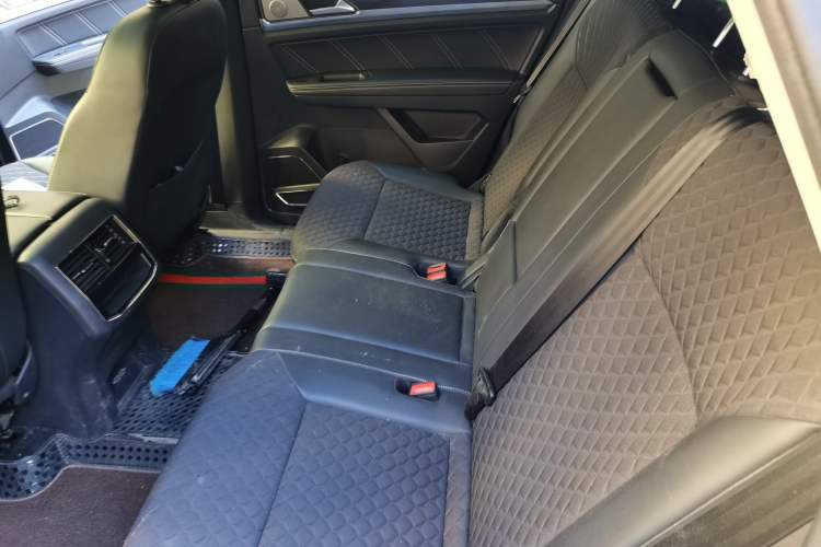 Used Volkswagen Teramont X 2020 Facelifted 330TSI Two-Wheel-Drive Luxury Edition Left Rear Seat