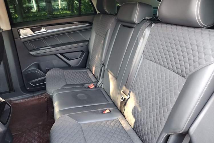 Used Volkswagen Teramont X 2020 330TSI Two-Wheel-Drive Luxury Edition Left Rear Seat