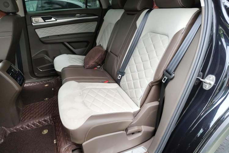 Used Volkswagen Teramont X 2020 380TSI Four-Wheel Drive Prestige Luxury Edition Left Rear Seat